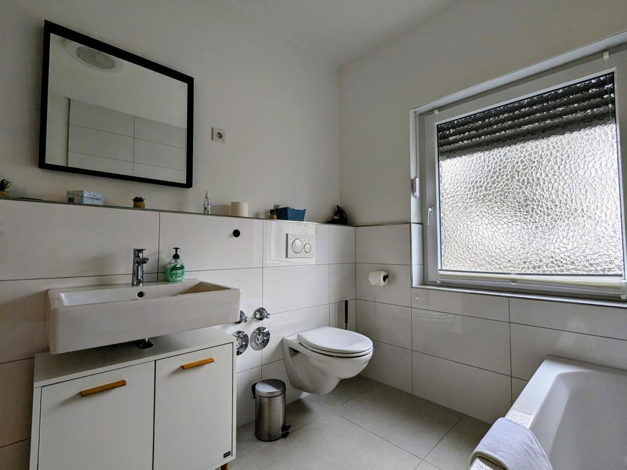 55Qm Messe Wohnung, Trade Fair, 6 Minuten Zur Messe ラインシュテッテン エクステリア 写真