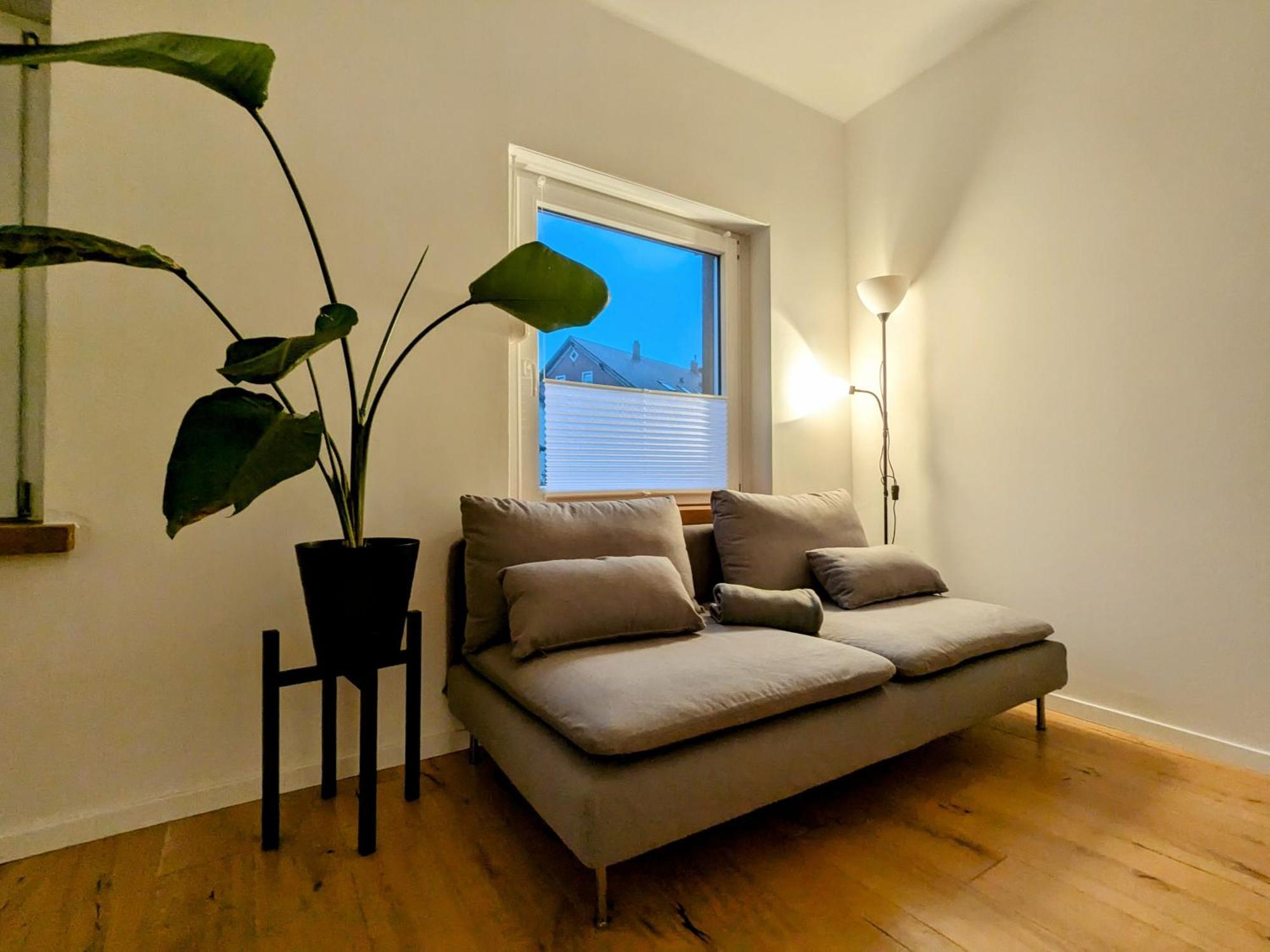 55Qm Messe Wohnung, Trade Fair, 6 Minuten Zur Messe ラインシュテッテン エクステリア 写真