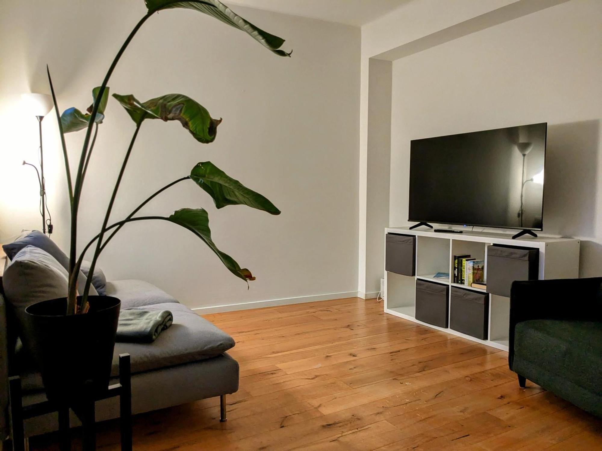 55Qm Messe Wohnung, Trade Fair, 6 Minuten Zur Messe ラインシュテッテン エクステリア 写真